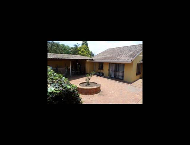 4 BEDROOM HOUSE FOR SALE IN LAMBTON